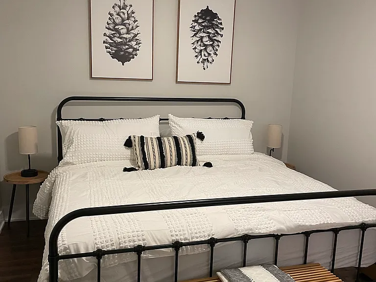 122 College St #202 — Photo 8