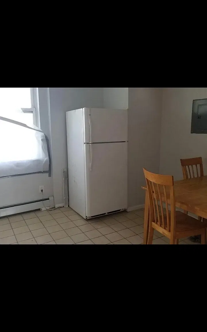 2 bed, $1,650 — Photo 3