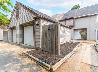 3496 Smokey Chamber Dr, Virginia Beach, VA 23462