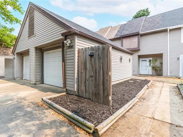3496 Smokey Chamber Dr, Virginia Beach, VA 23462