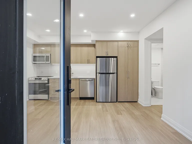 56 Camberwell Rd #5 — Photo 3