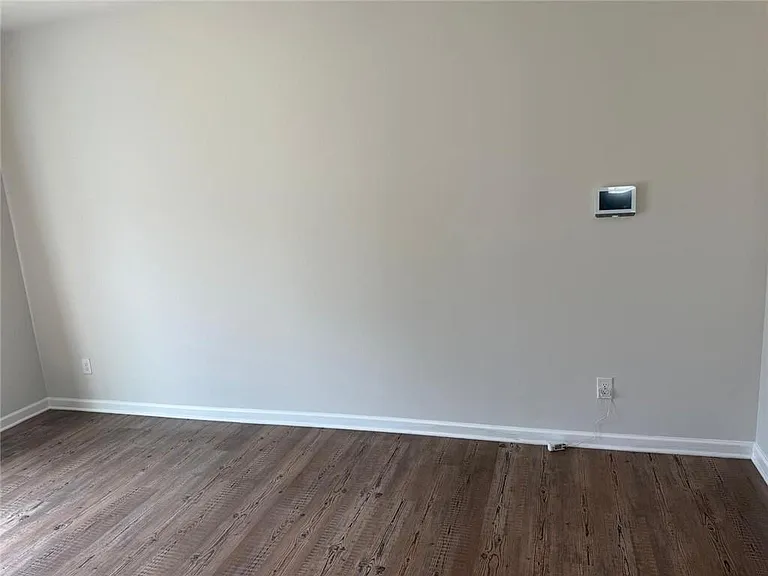 5223 Canberra Dr — Photo 21