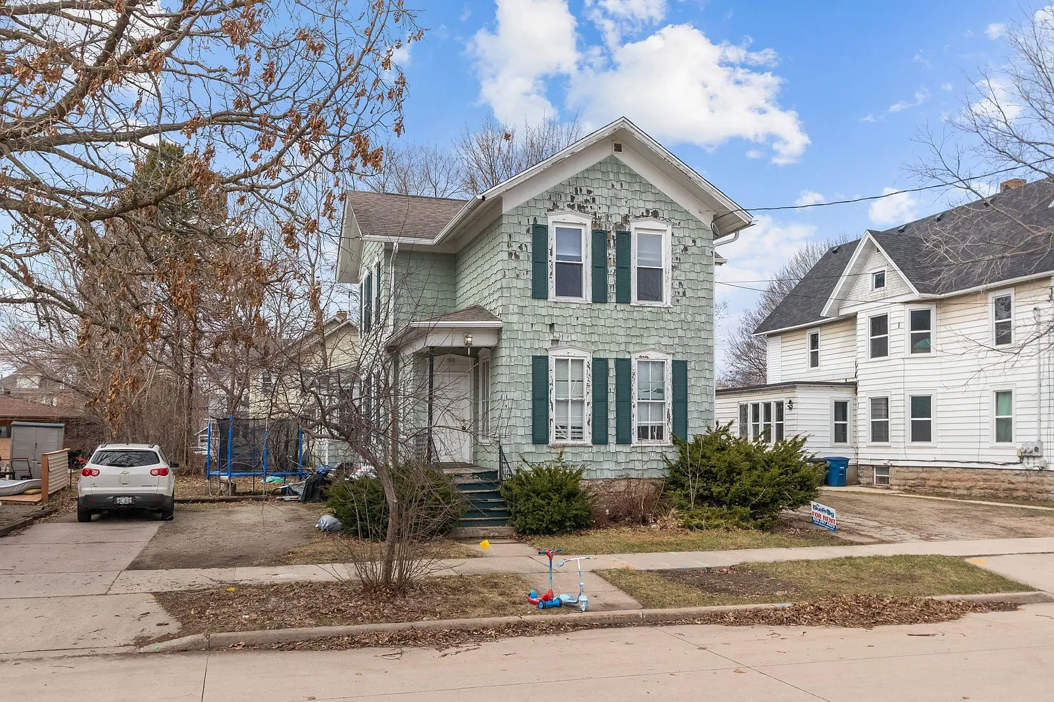 709 Franklin St photo 1