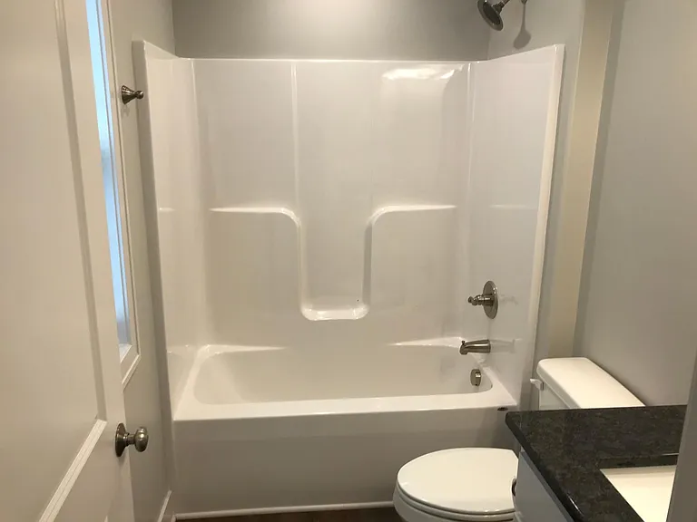2nd floor rear bedroom private bathroom