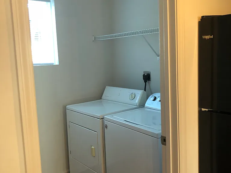 383 McConnells Trce #102 — Photo 6