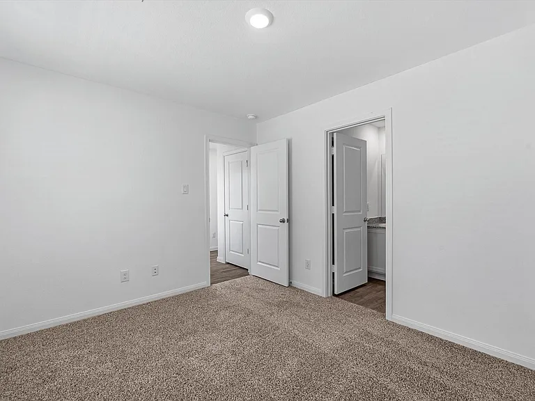 14659 New Village Dr — Photo 15