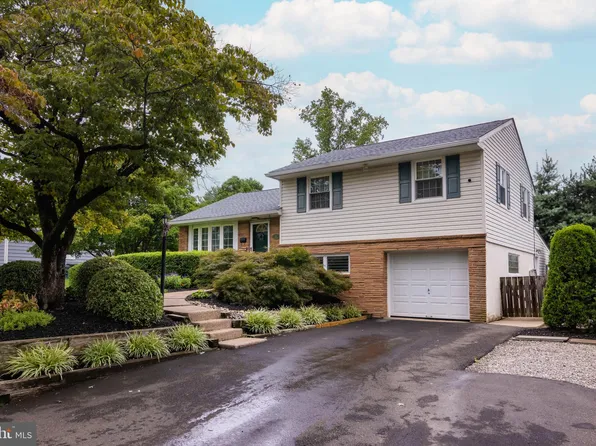 16 Arbor Ln, Feasterville, PA 19053