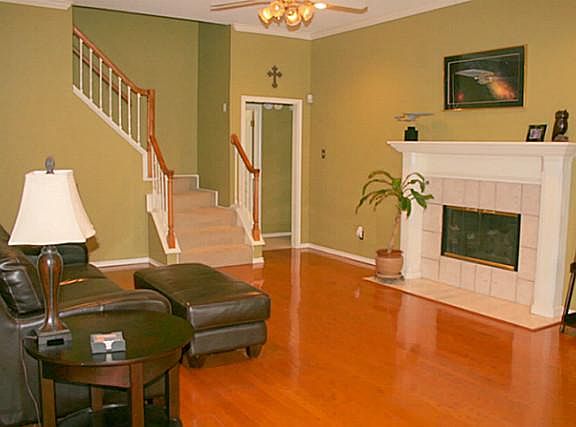 5th image of 1625 Kingsmill Ct