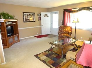 1836 E Springhill Dr, Terre Haute, IN 47802