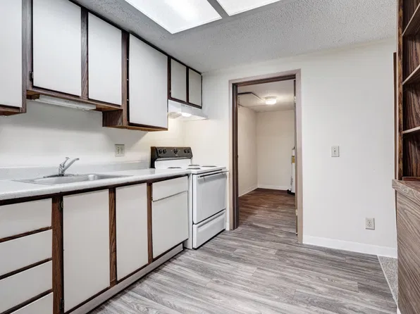 Sherbrook Apartments