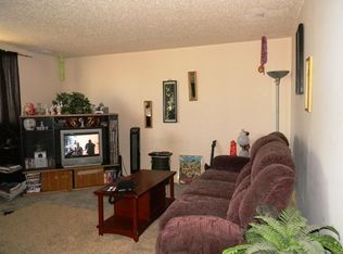 906 Hillside Ave, Riverton, WY 82501
