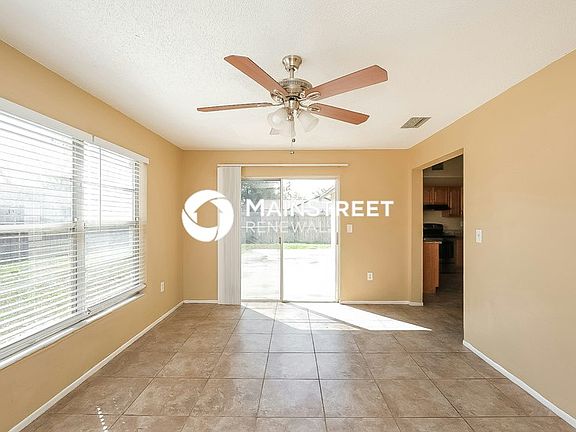 5th image of 3506 Martell St