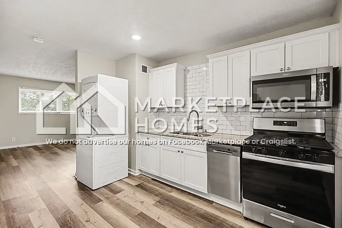 412 Todd St SE #C — Photo 7