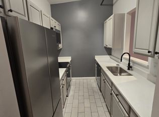7 Rantoul St #303, Beverly, MA 01915
