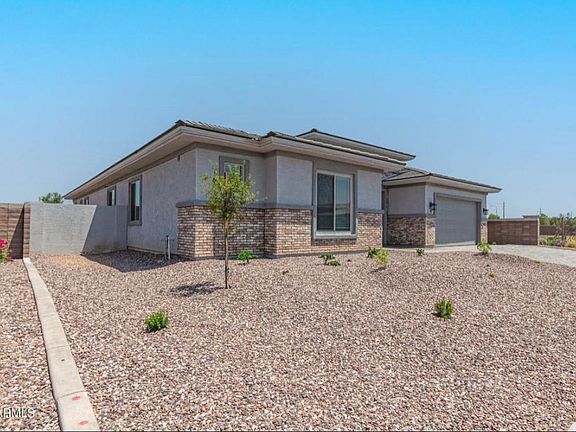 2nd image of 880 W Flamingo Dr