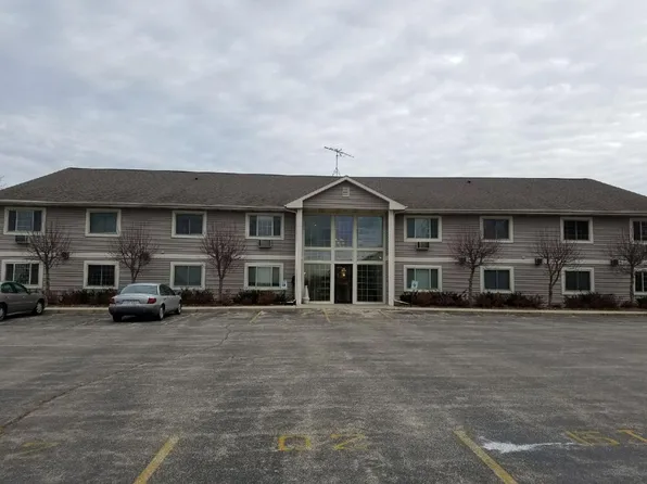 Castle Rock 317 BLDG, 317 Main St #18, Lomira, WI 53048