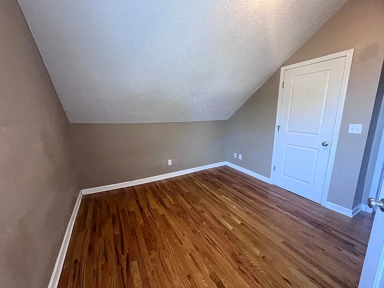 1040 Powers Ave NW — Photo 31