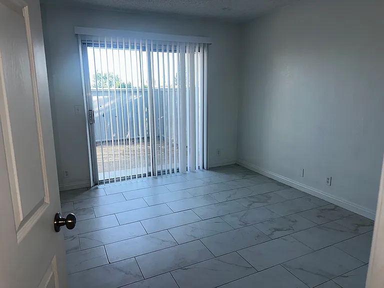 13576 Algonquin Rd #2 — Photo 7