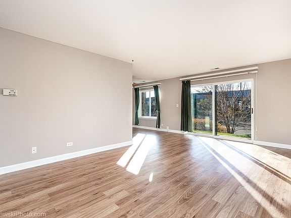 3rd image of 1958 N Hidden Creek Cir Unit 5