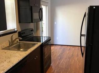927 N 1st St APT 2, Renton, WA 98057
