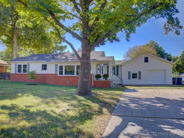 4936 E 25th St, Tulsa, OK 74114