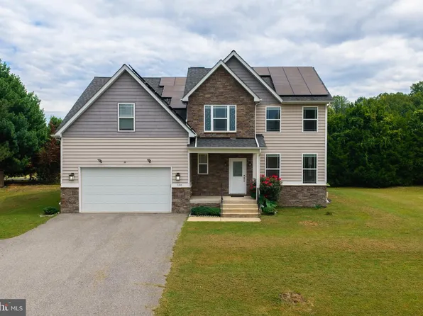 100 Finch Dr, Prince Frederick, MD 20678