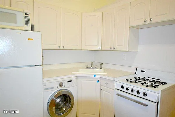 Rented by Corcoran | media 1