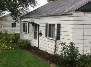 1938 State St, Cedar Falls, IA 50613