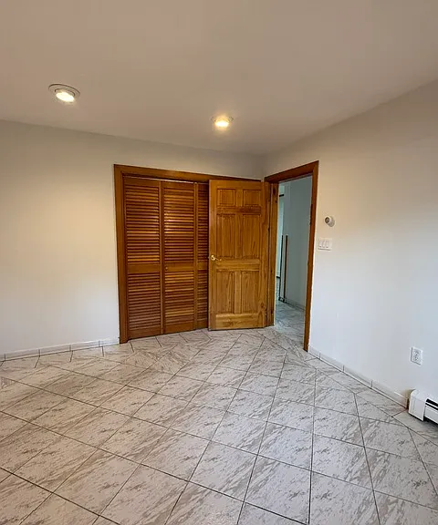 320 43rd St #1 — Photo 11