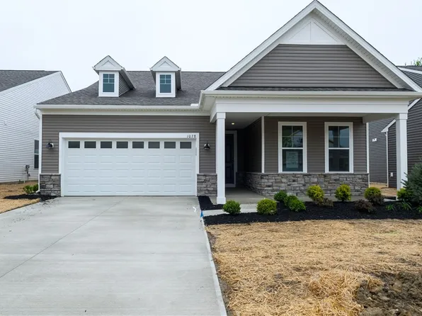 1078 Greenhouse Trl, Columbia Station, OH 44028