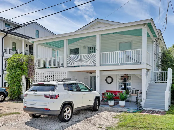 9 W Fayetteville Street, Wrightsville Beach, NC 28480