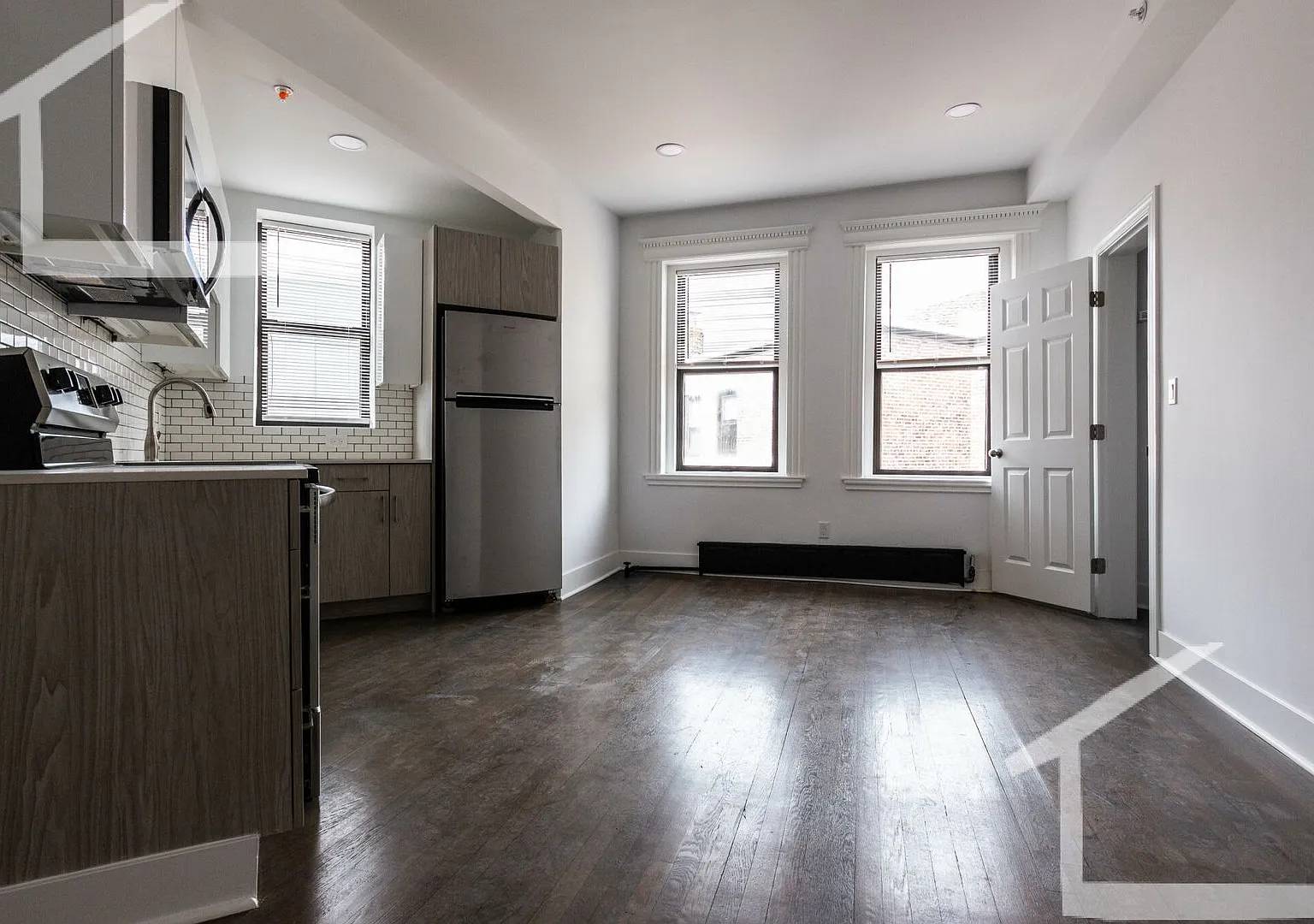 1 Bedroom | 1 Bathroom | $2950 Fenway Apartment — Photo 3