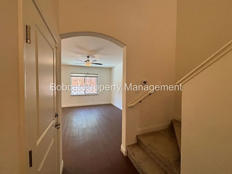 1312 Saltern Dr — Photo 6