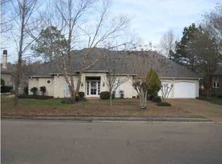 519 Lake Pointe Ln, Madison, MS 39110