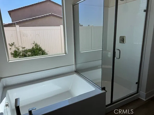 25074 Greythorne Dr — Photo 11