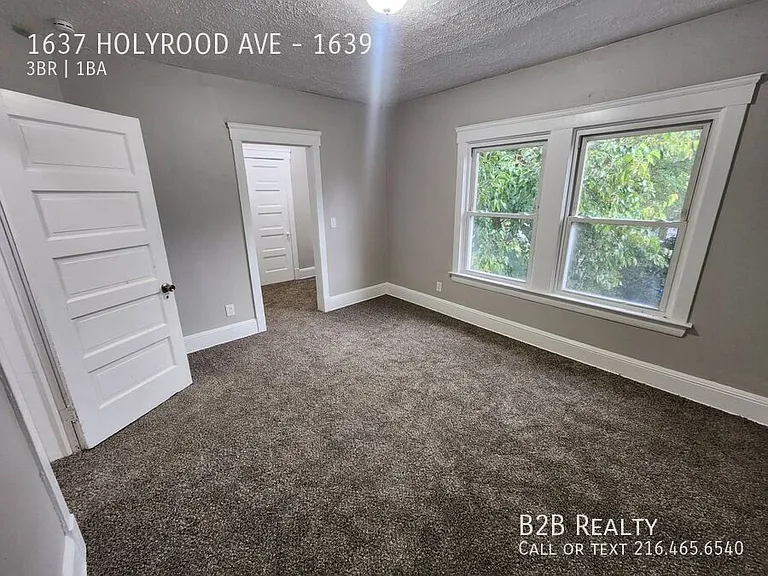 1637 Holyrood Rd #1639 — Photo 25