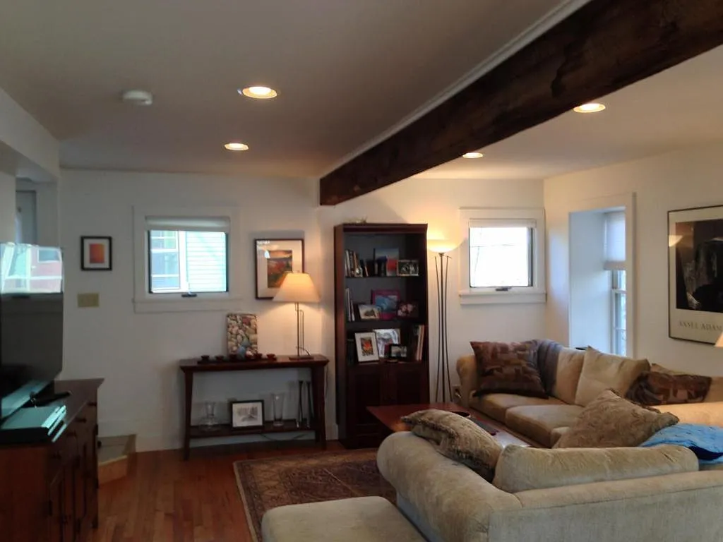 66 Caroline St, Unit D — Photo 4