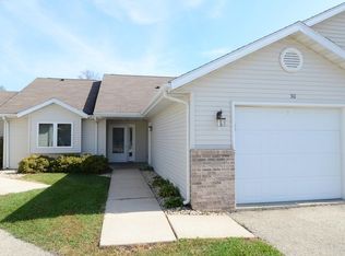 30 Heritage Ln, Belleville, WI 53508