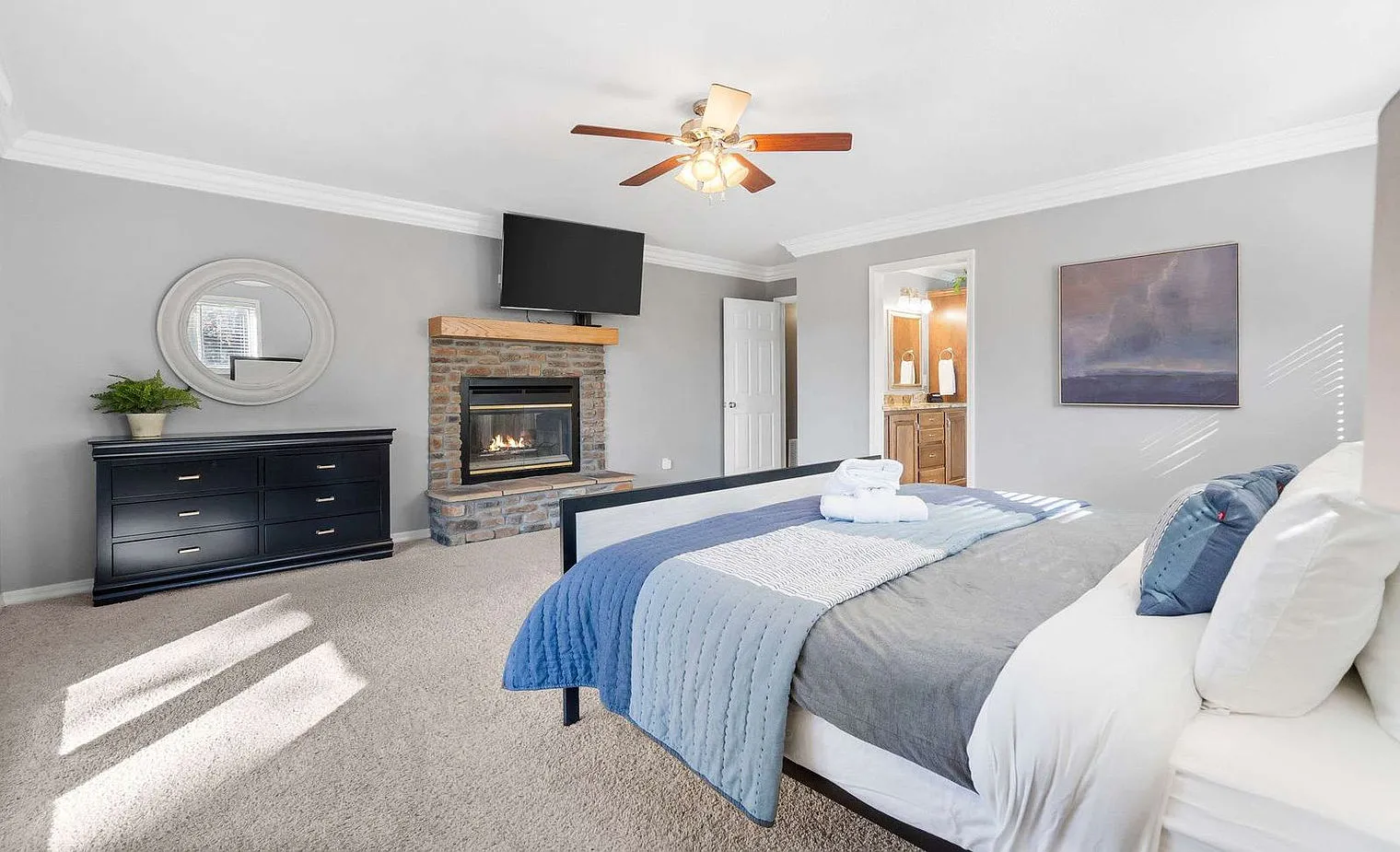 3 bed, 3.0 bath, $3,873 — Photo 4