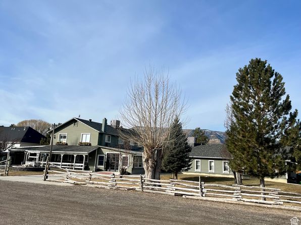 955 S State St, Ferron, UT 84523