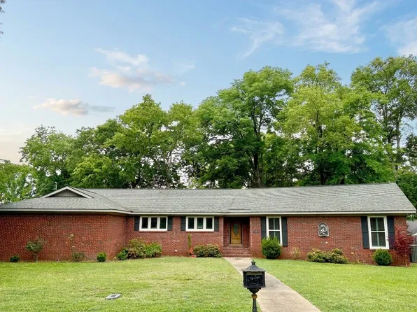 1315 Forest Brook Dr, Demopolis, AL 36732