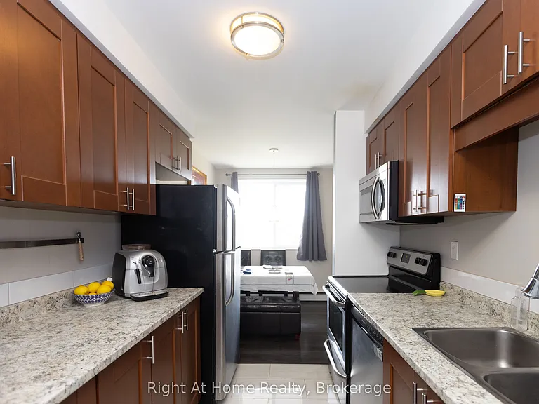 2418 Trout Lake Rd #7 — Photo 10