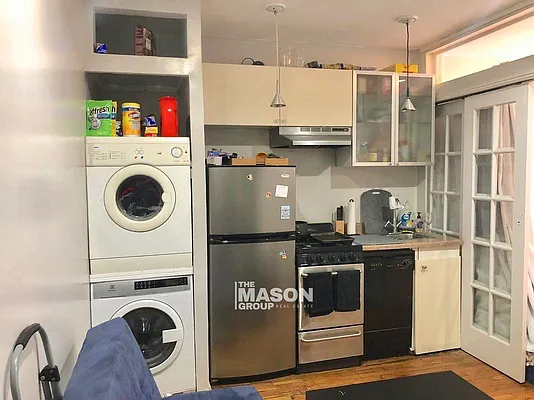 Rented by Mason Group LLC | media 22