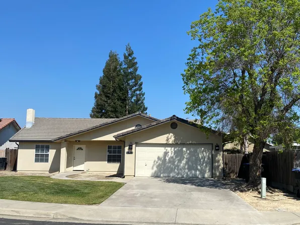 1334 W Laura Ct, Visalia, CA 93277