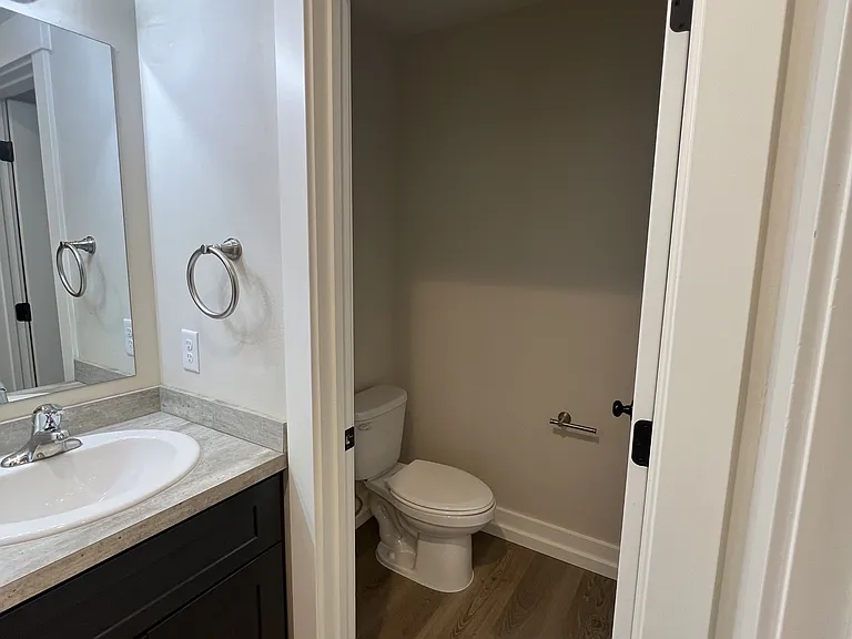 1185 Abigail Ln #A — Photo 30