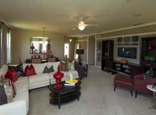 905 Fallbrooke Ave, Deltona, FL 32725