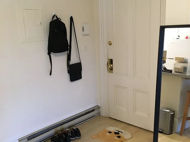 554 Massachusetts Ave — Photo 3