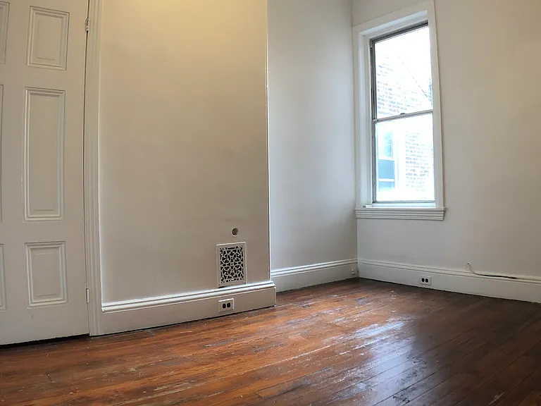 120 N Lambert St — Photo 10