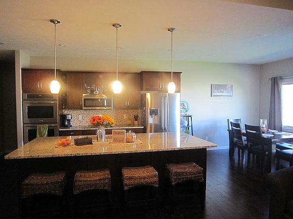 5th image of 9931 N 152nd St