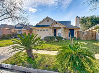 915 Somercotes Ln, Channelview, TX 77530